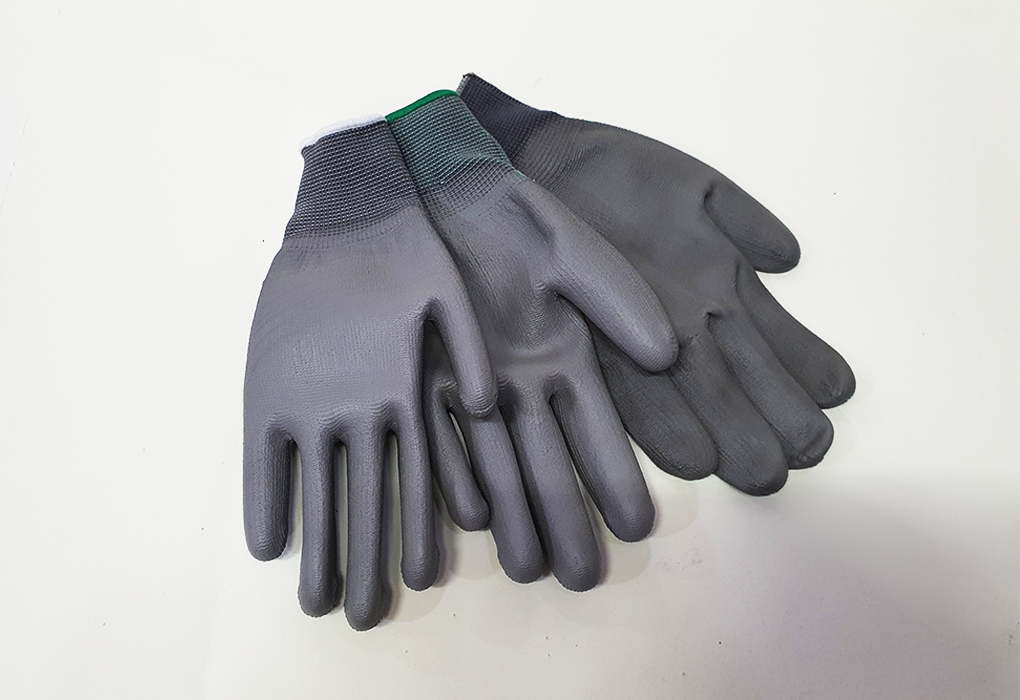 Gloves0001-d1.png